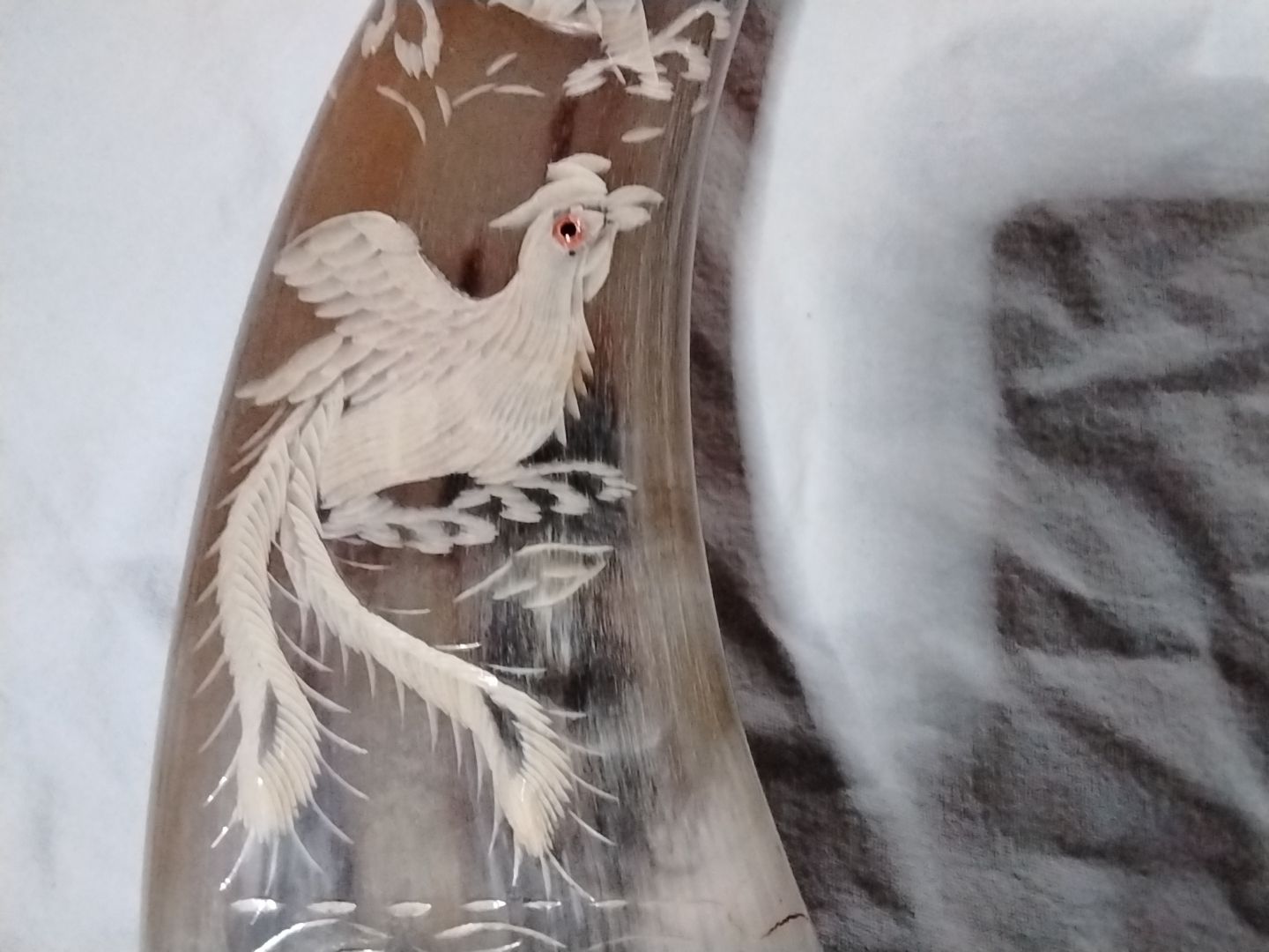 Tutte le decorazioni: decorations en corne sculpté paon dragons – Usato da Neuchâtel venduto da pasprie 4