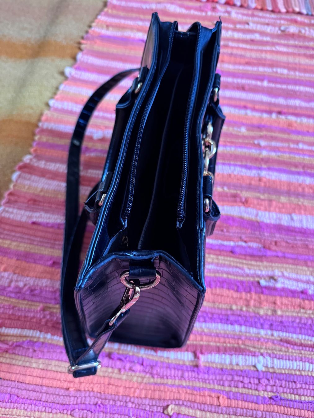 Taschen für Damen: Tasche mit Krokodil Muster - veganleder – Neu (gemäss Beschreibung) aus Mühlau von Anna0137 2