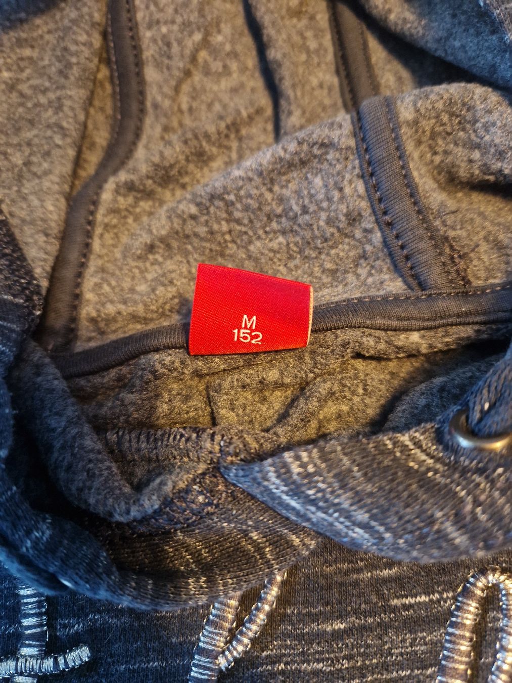 S.Oliver Maglioni & Felpe: s.Oliver Kapuzenpullover blau meliert Grösse 152 M – Usato da Unterägeri venduto da Aegericity 3