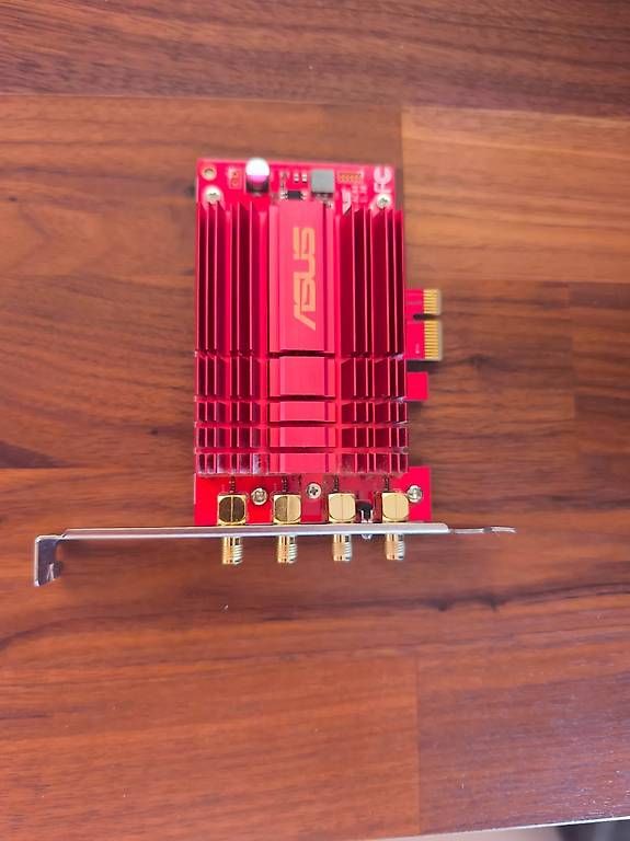 Unità & Adattatore: ASUS Pce-Ac88 Mini PCI Express – Usato da Zweisimmen venduto da ZuzanaRa