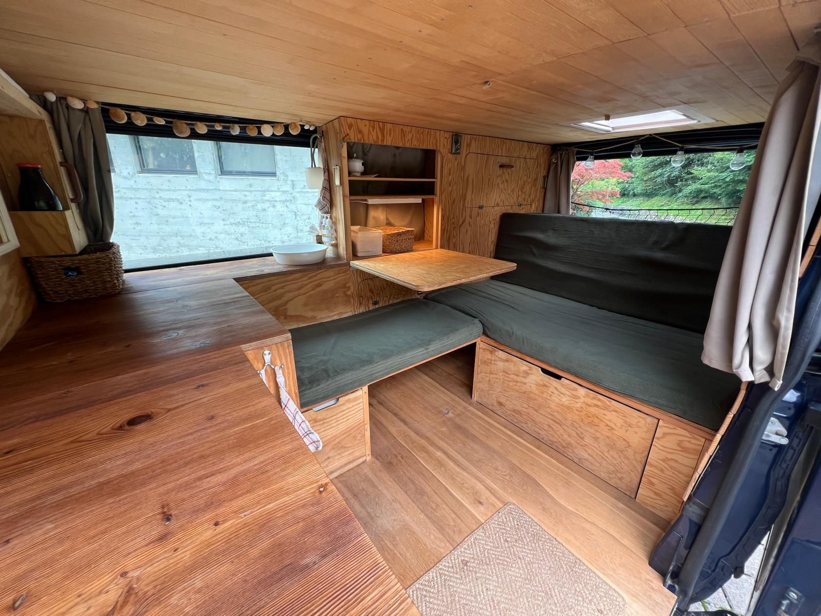 Ford Veicoli da campeggio: Ford Transit Camper, Ausbau mit Holz – Usato da Burgdorf venduto da tsc_mj78 7