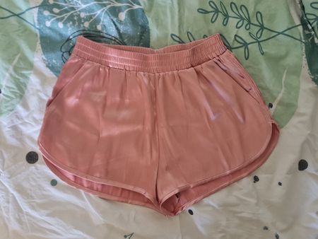 H&M Divided Shorts, Grösse 36, Sommer-Look, Top Zustand!