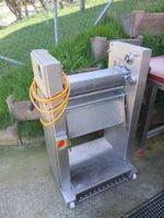 Abschwart/Häutemaschine mit rollen und Fliesband