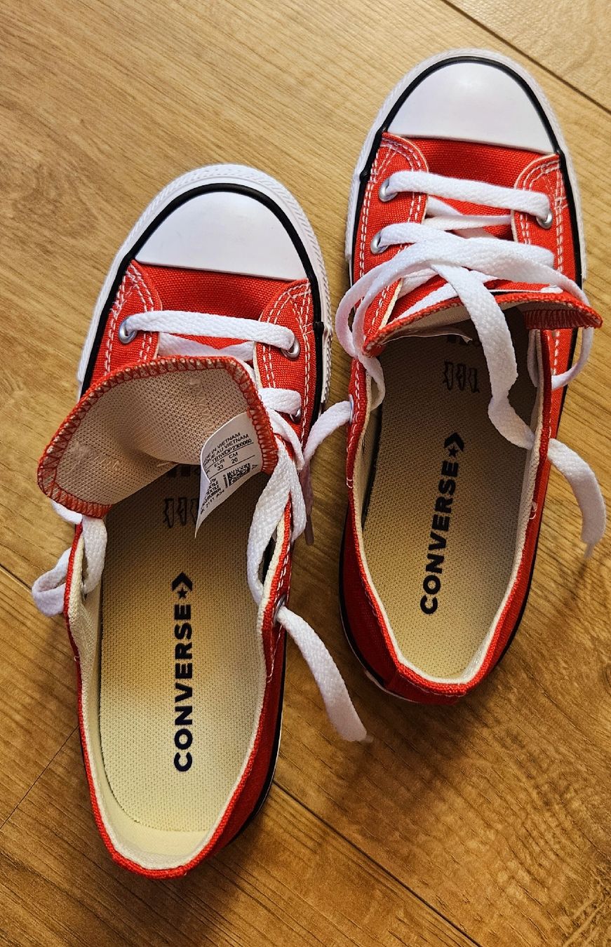 Converse Scarpe da uomo: Kinder Schuhe von Converse ALL STAR Gr. 33 – Nuovo (secondo la descrizione) da Rhäzüns venduto da inf_rcj7 3