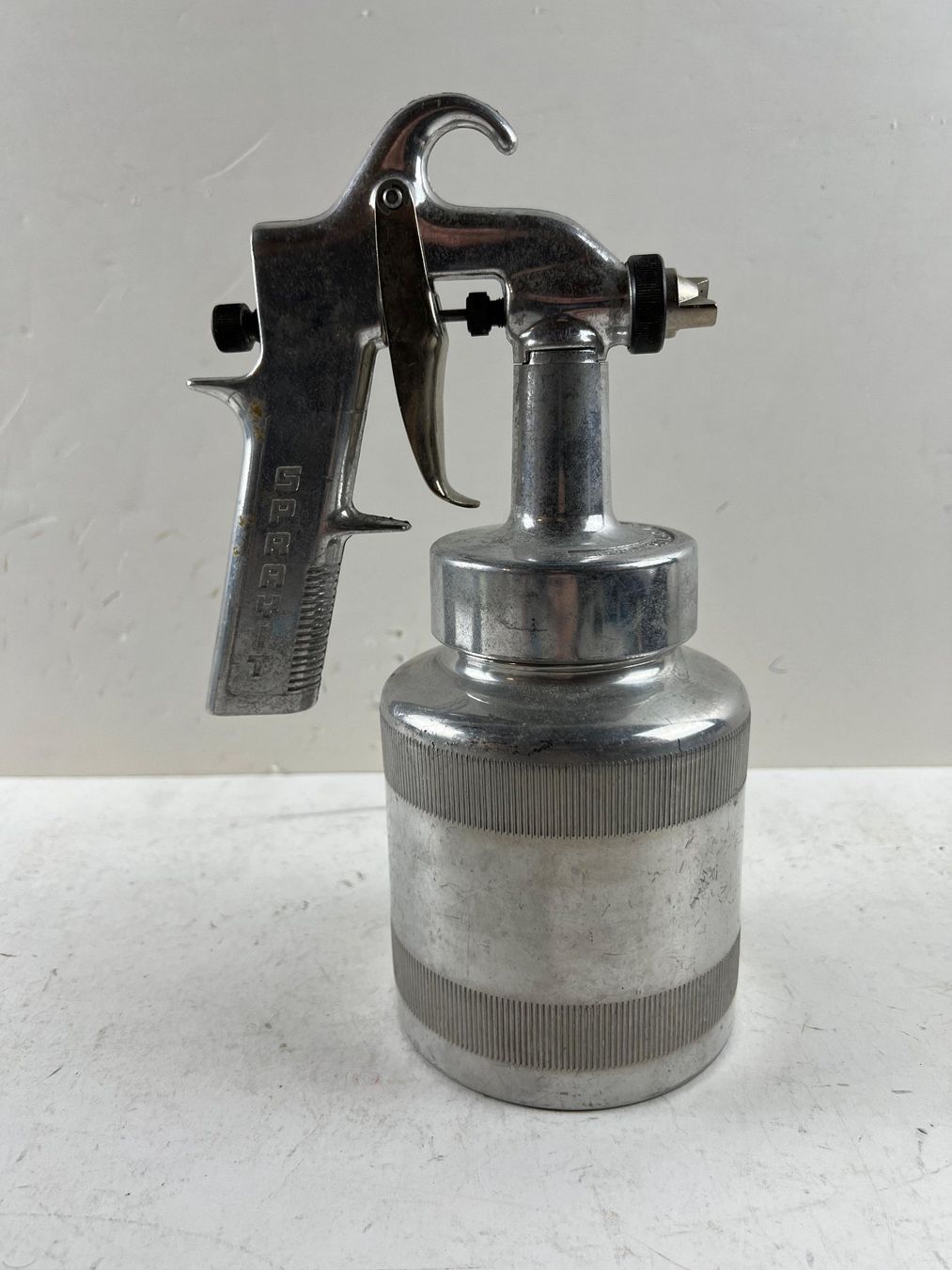 Alle Werkzeuge: Vintage Thomas Industries SprayIt Farbpistole – Gebraucht aus Schaffhausen von