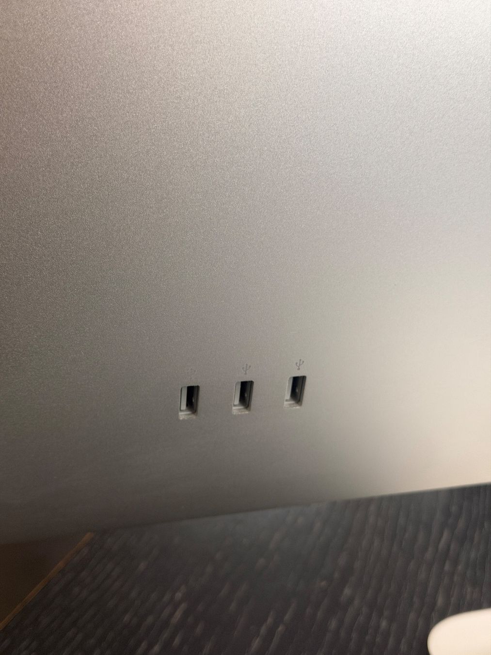 Apple Monitor: Apple Bildschirm – Usato da Küsnacht ZH venduto da Icon21 2