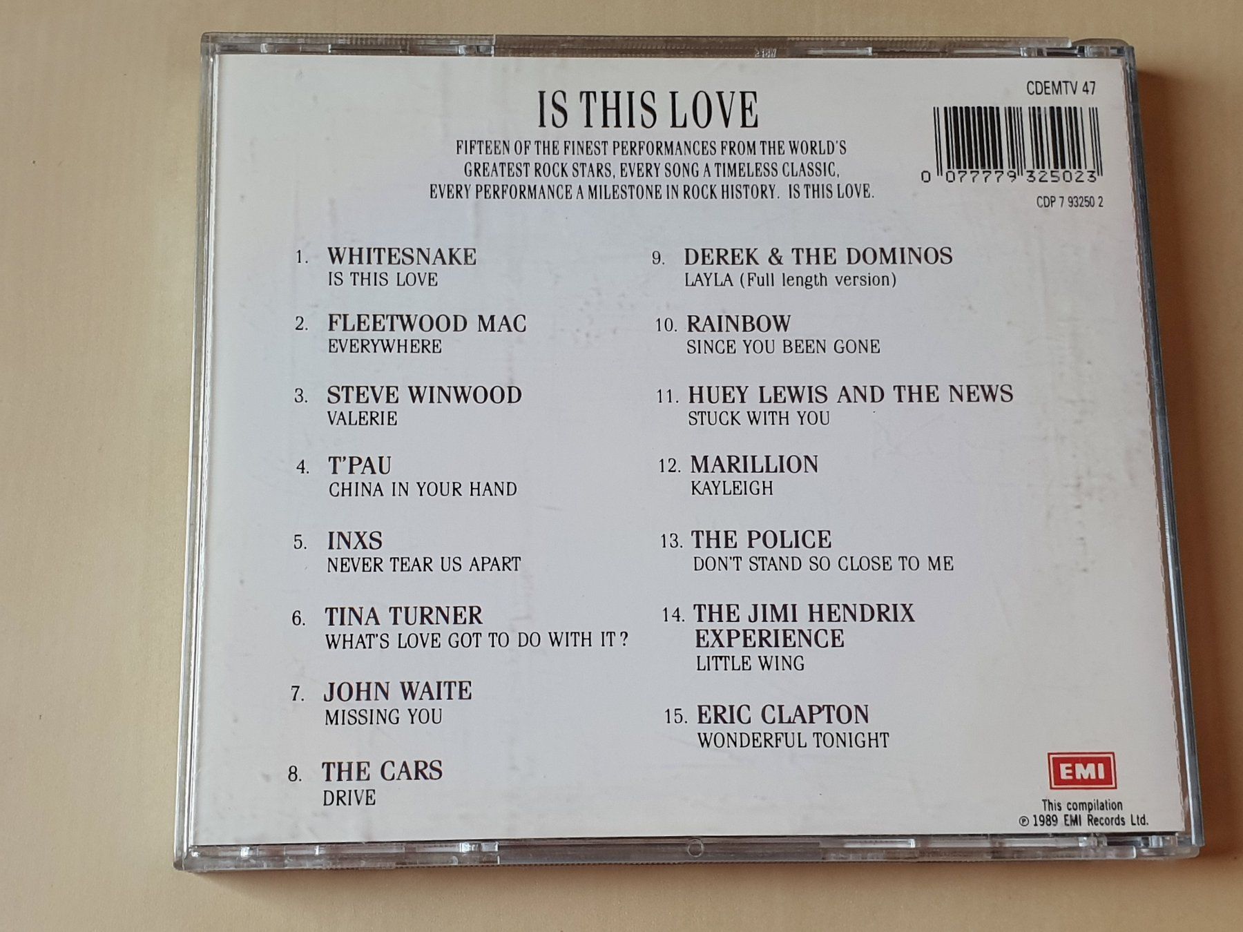 CDs: Is This Love – Gebraucht aus Stansstad von collectorsshop 1