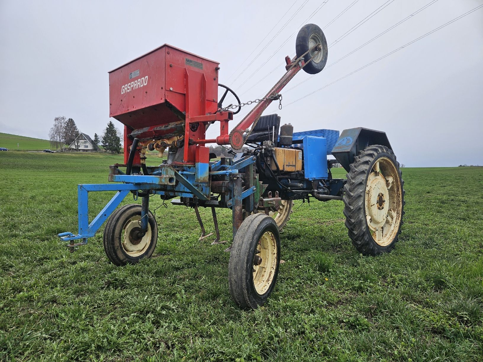 Tracteurs: Hacktraktor – D'occasion à Alterswil FR par Farmer1992. 2