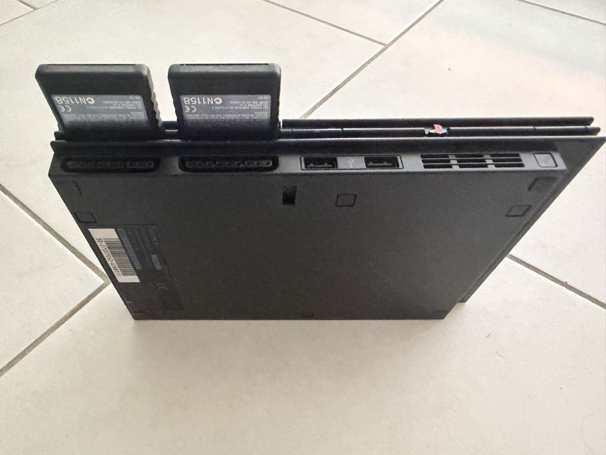 Logitech Konsolen: Umfangreiches PS2 System  – Gebraucht aus Unterentfelden von Us1502 3
