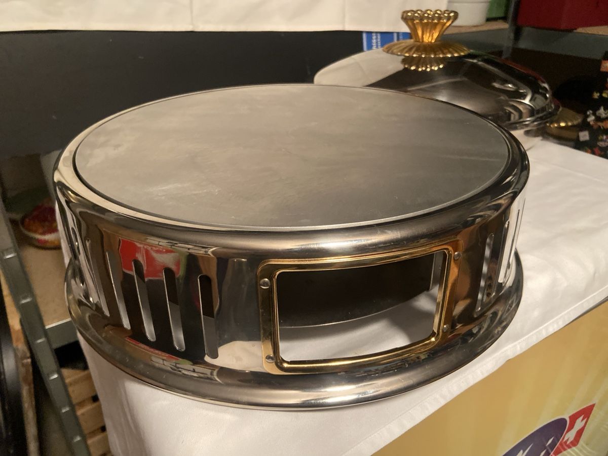 Pfannen: Edelstahl Chafing Dish Rechaud Warmhalteplatte Chrom – Gebraucht aus Wangen an der Aare von Thedog 3