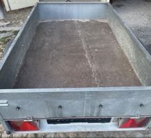 Anhänger bei Bedarf mit Abdeckung (Tagesmiete)