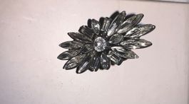 • Modischer grosser Ring •