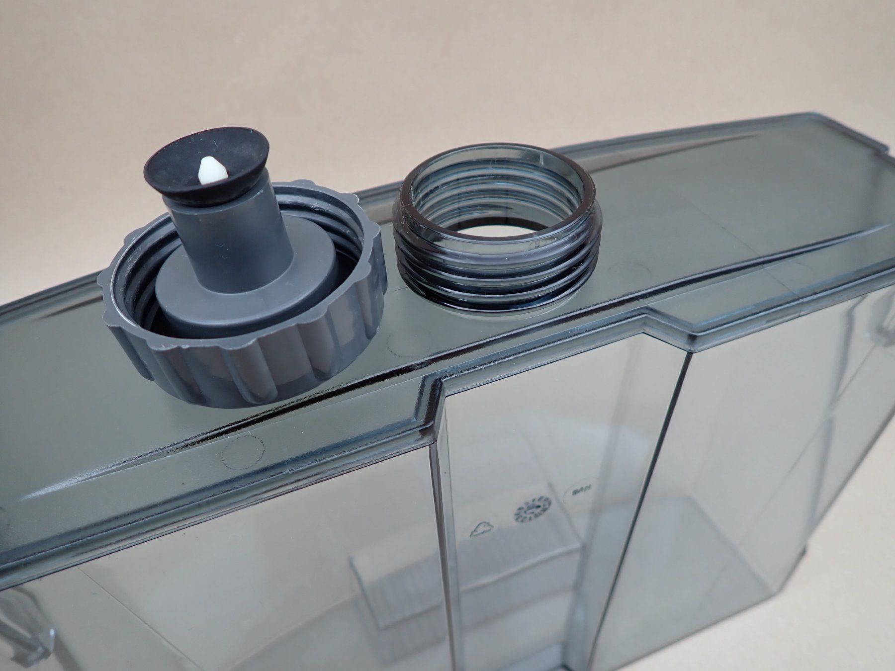 Contenitori & Simili: Wassertank /Wasserbehälter Air o Swiss Boneco Model 1355 – Usato da Lömmenschwil venduto da ritalin01 3