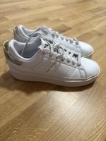 Schuhe