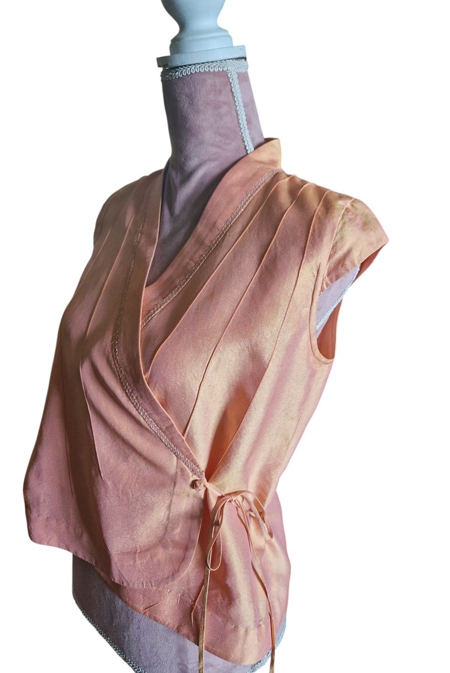 Top: Top Seide Vintage – Usato da Mörschwil venduto da wunderkiste44