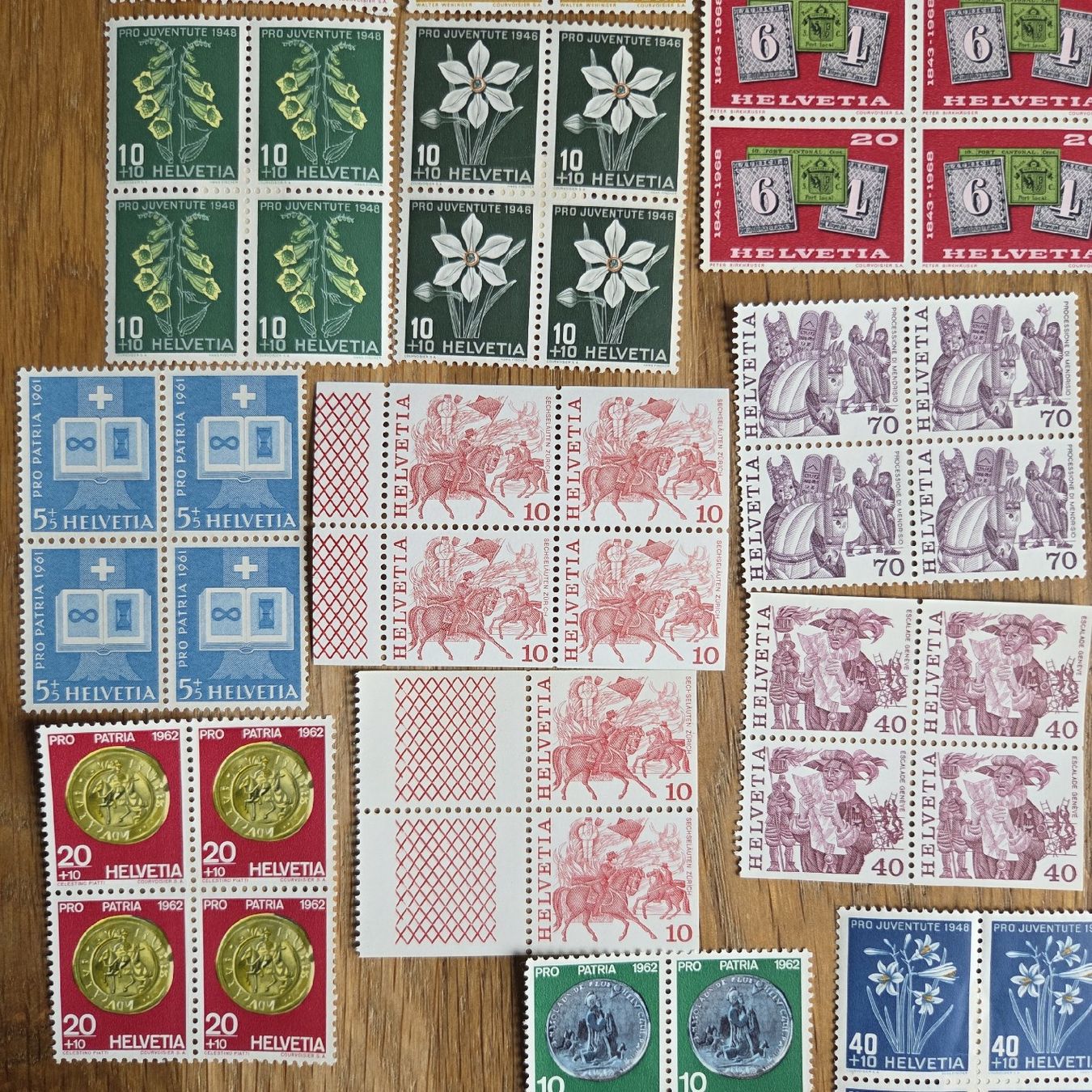 Tutti i francobolli: Postfrische 4er Blöcke Briefmarken CH – Usato da Stans venduto da Ducati16 5