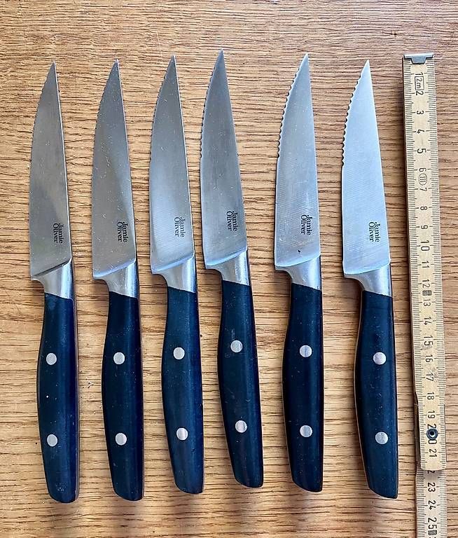 Messer: Jamie Oliver Steak- und Pizzamesser – Gebraucht aus Basel von netheravon