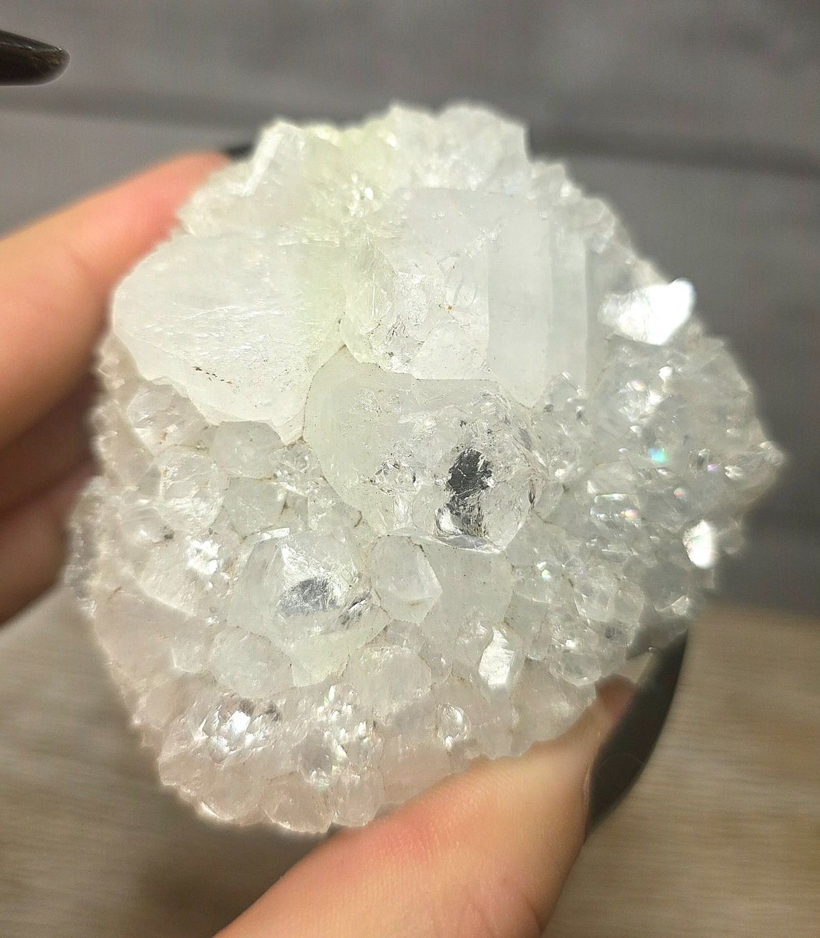 Minerali & Pietre curative: Apophyllit Stufe 203g – Nuovo e nell'imballaggio originale da Matzingen venduto da Shay_Crystalz