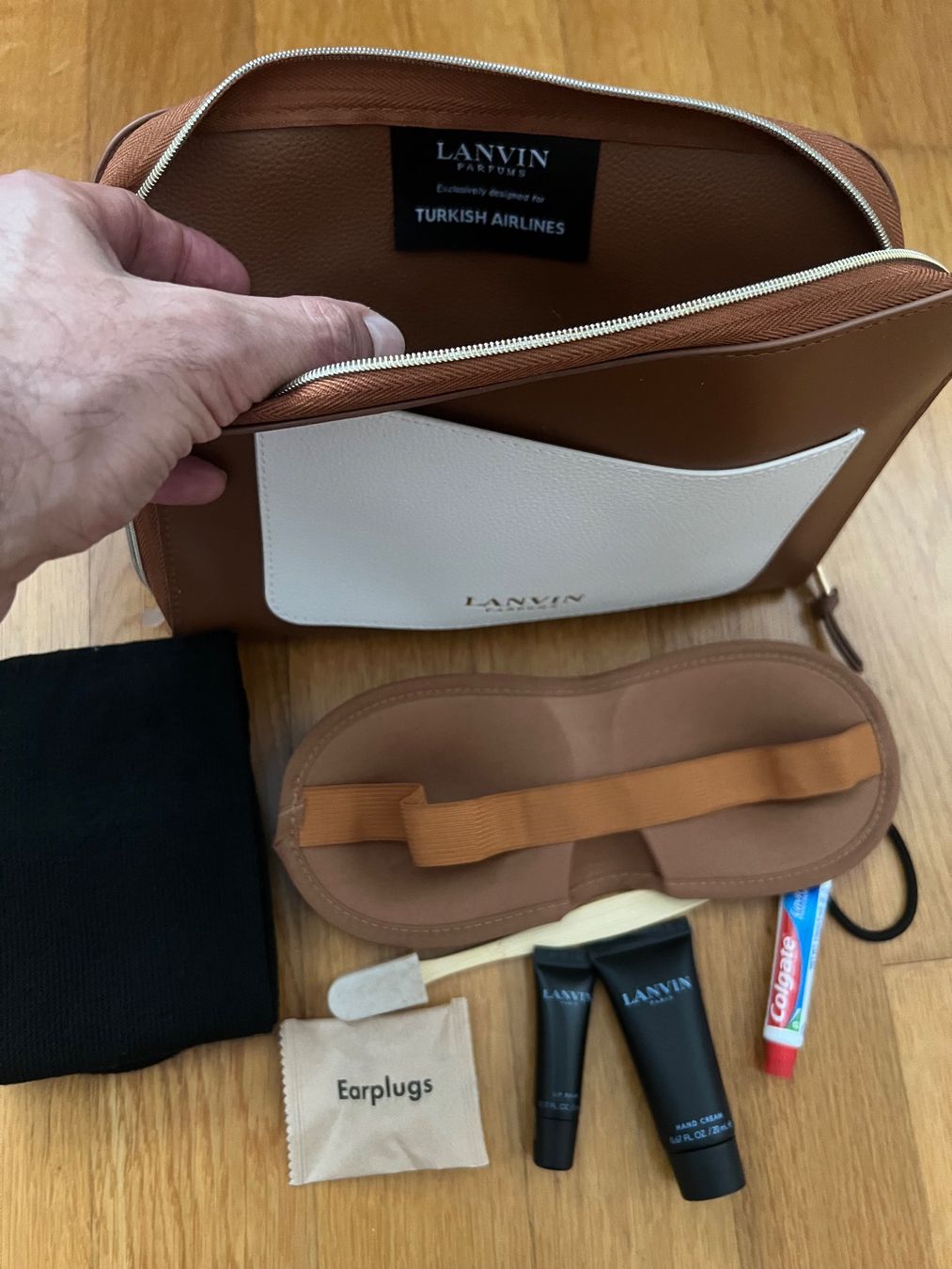 Lanvin Kosmetikkoffer: Lanvin Amenity Kit Necessaire – Neu (gemäss Beschreibung) aus Zürich von maausi 1