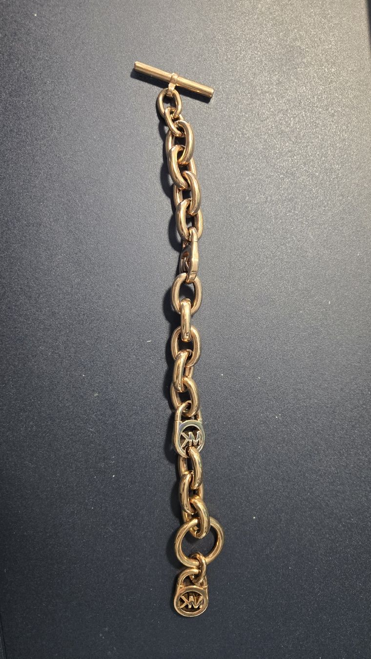 Michael Kors Bracciali & Braccialetti: Michael Kors Gold Bracelet – Usato da Basel venduto da sca_52mn