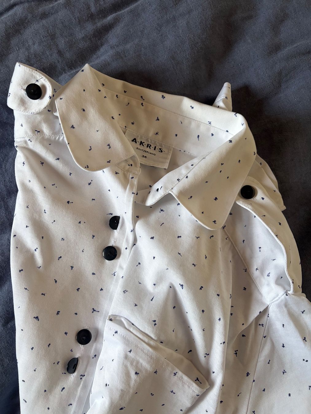 Akris Top: Akris 100% Cotton Top – Usato da Luzern venduto da AM2nd