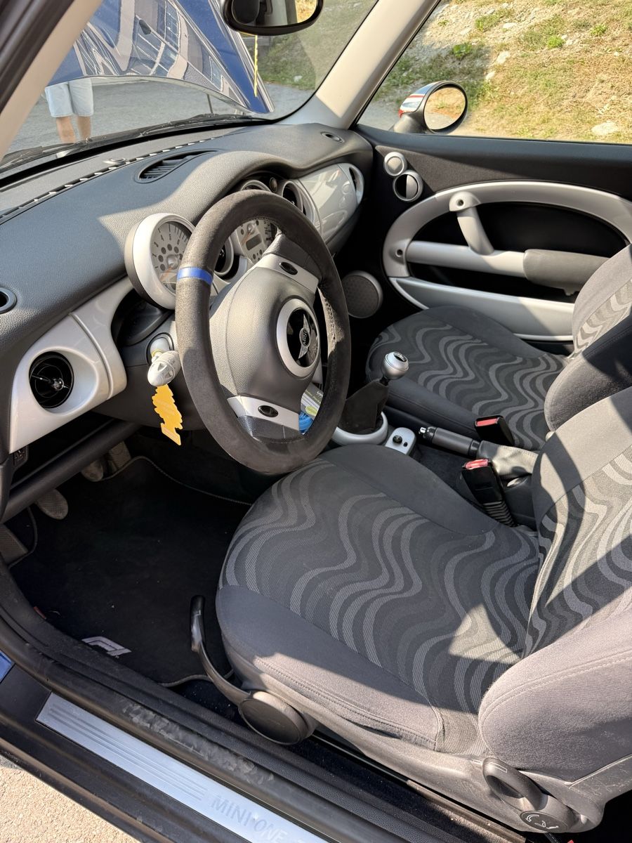 Mini Autos: Mini Cooper blu 2001 166437 km – D'occasion à St. Moritz par fgu_z8vn 3
