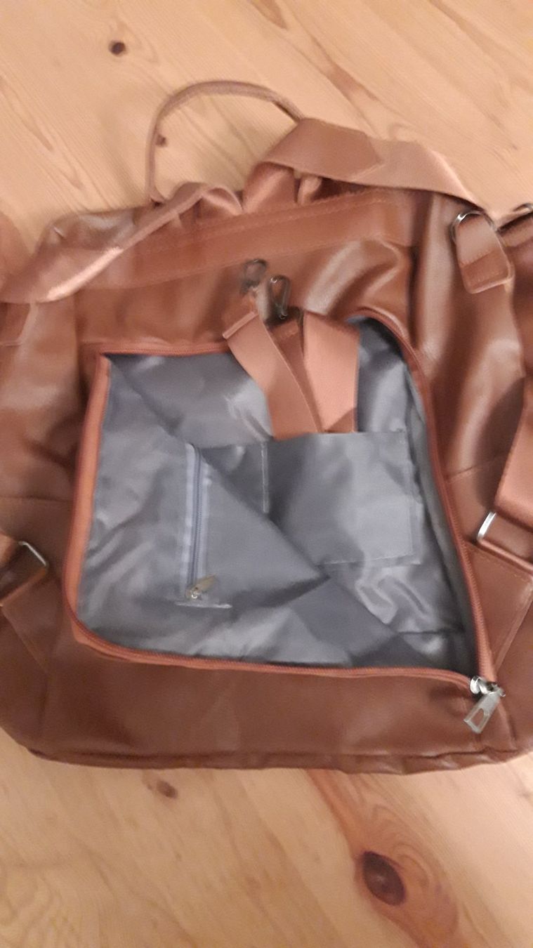 Rucksäcke: Sac à dos simili cuir spacieux et pratique – Neu (gemäss Beschreibung) aus Neuchâtel von marevecor 1