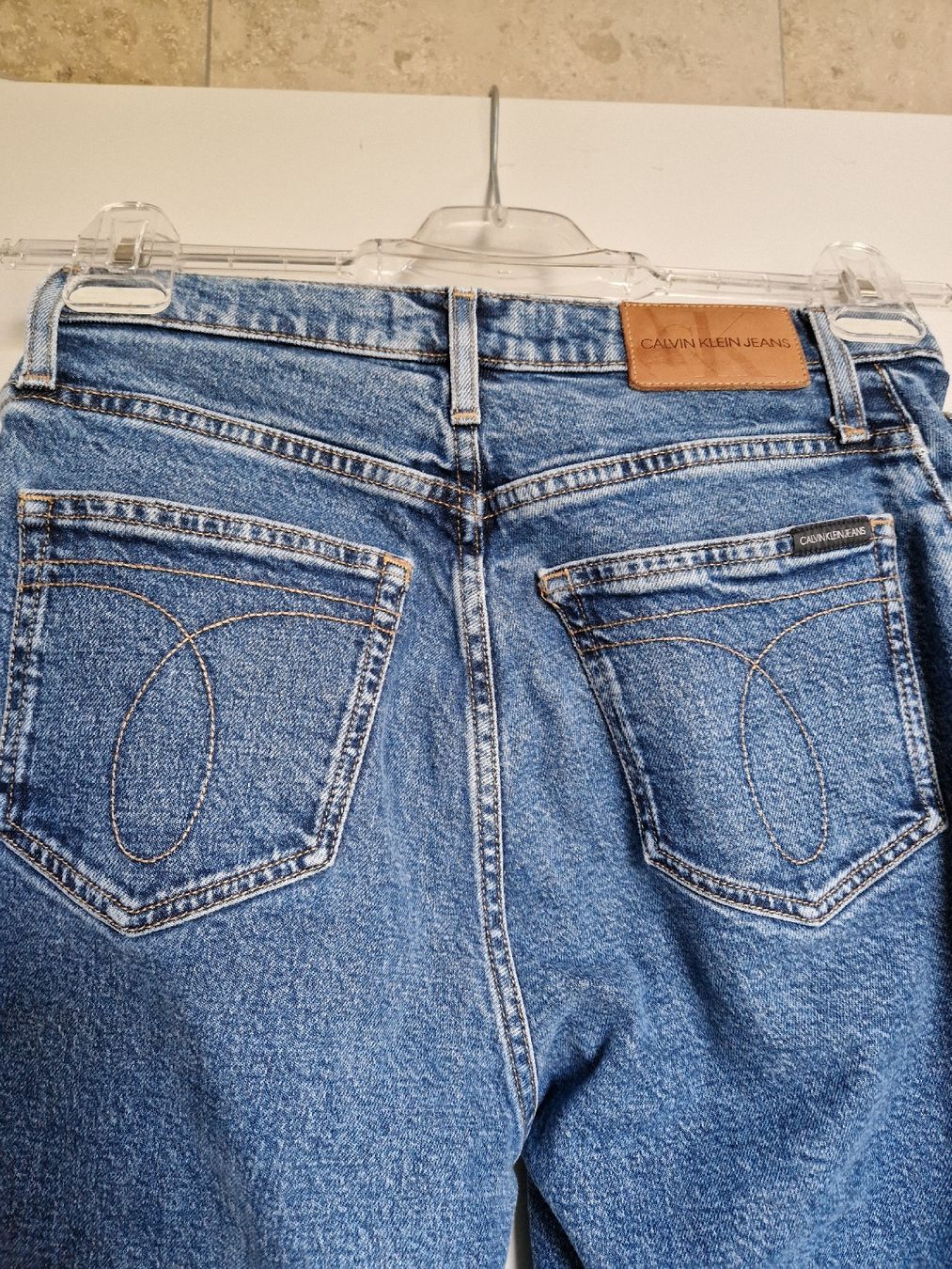 Calvin Klein Jeans: Jeans Damen Calvin Klein – Usato da Zürich venduto da liz_22fd 1