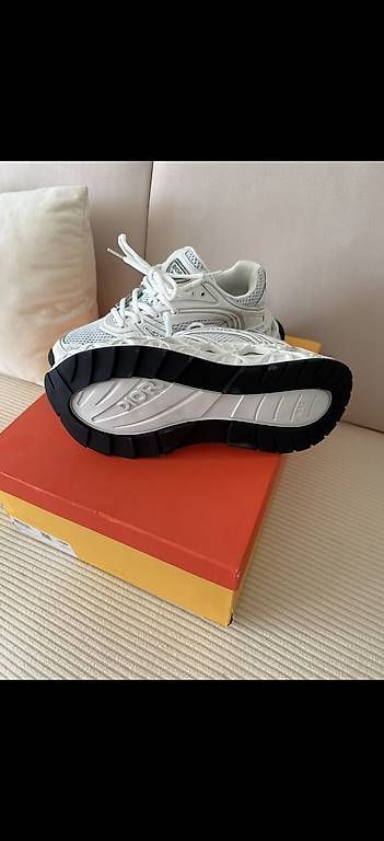 Scarpe da donna: Dior Sneaker  – Nuovo e nell'imballaggio originale da Basel venduto da Felicia.Burak 2