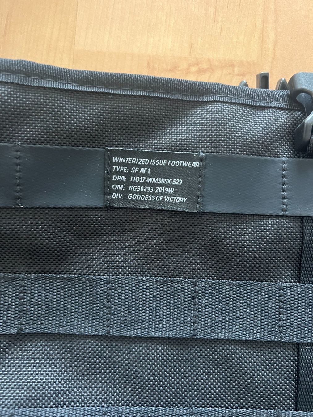 Nike Borse: schwarze Nike AF1 Tasche – Usato da Muri b. Bern venduto da SigridW 2