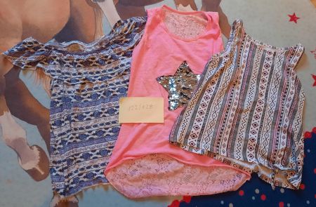 3 T-Shirts Grösse 122/128