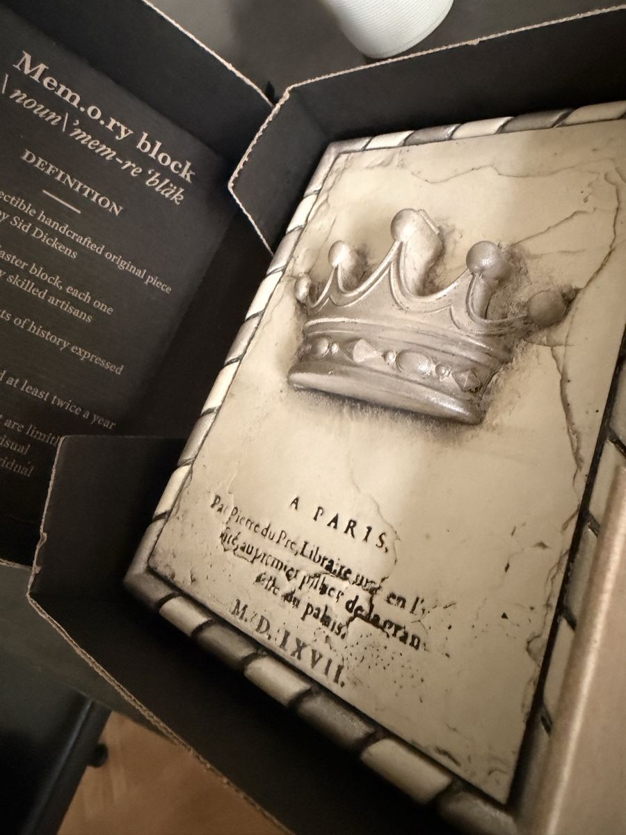 Foto & Immagini: Sid Dickens Memory Block T-552 Imperial Crown Wandobjekt – Nuovo (secondo la descrizione) da Zürich venduto da joyfulgrace 1