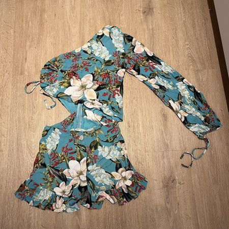Lovers + Friends Romper XS Floral, One Sleeve & Cutout Style