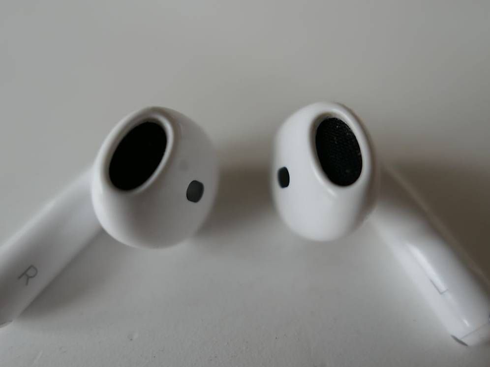 Apple Cuffie: Apple Airpods 4 Bluetooth Kopfhörer – Usato da Wetzikon ZH venduto da mst05 2