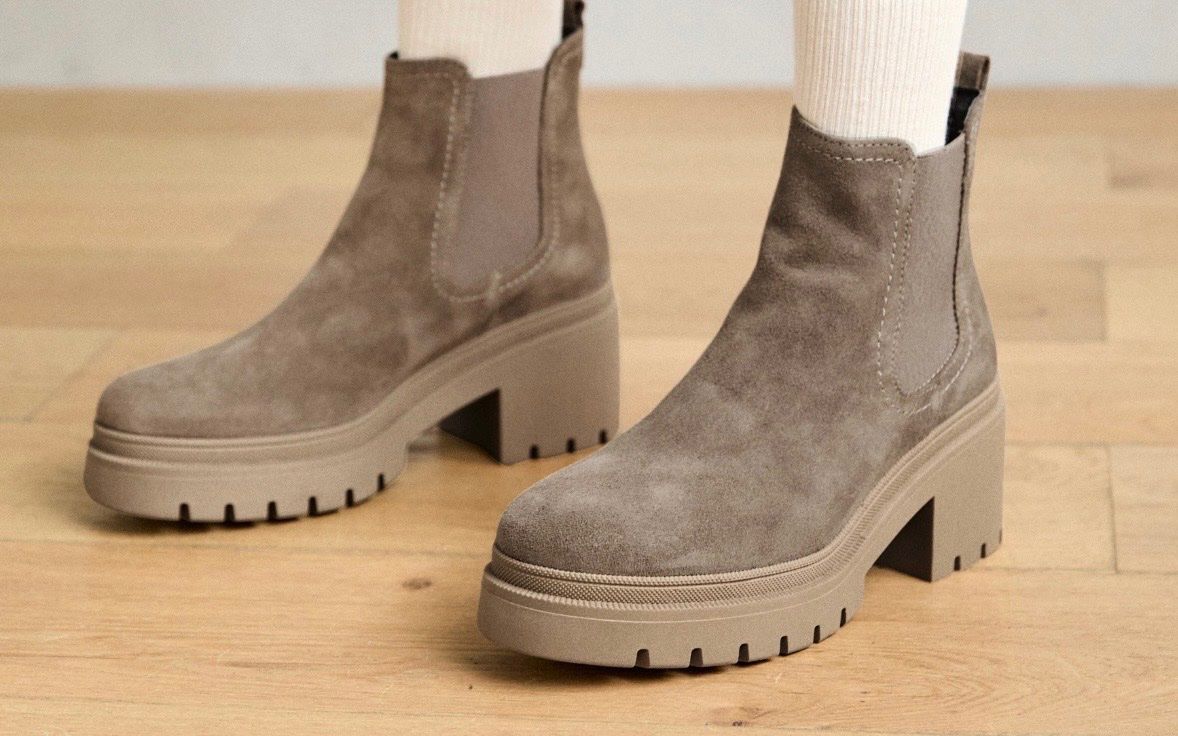 Tamaris Damenschuhe: Plateaustiefelette von Tamaris – Gebraucht aus Einsiedeln von bet_6nlq