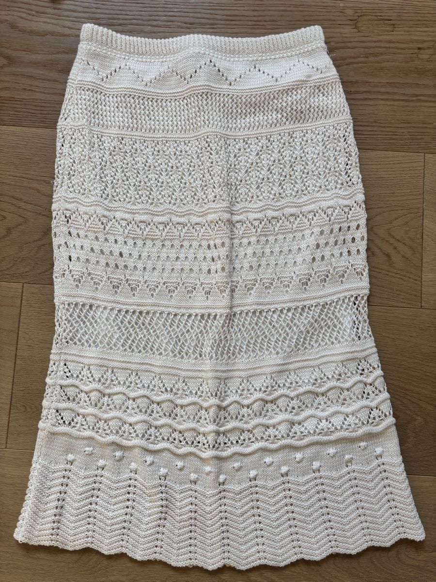 Marc Cain Jupes: Sommer Set aus Top und Rock von Marc Cain – Neuf (Voir description) à Grafenried par Tina_Imhof 3