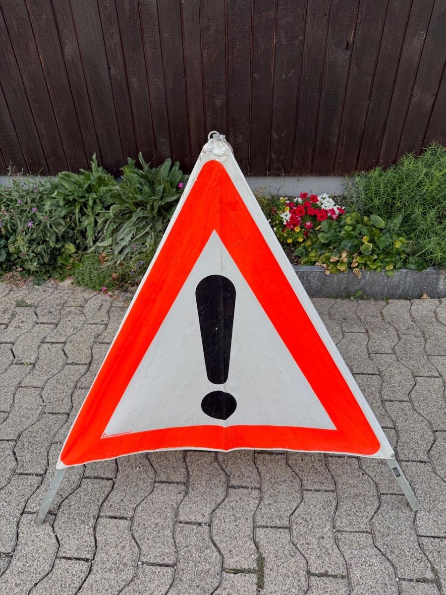 Triopan Insegne: 1 x Faltsignal Triopan  – Usato da Obergerlafingen venduto da Hallo310 3