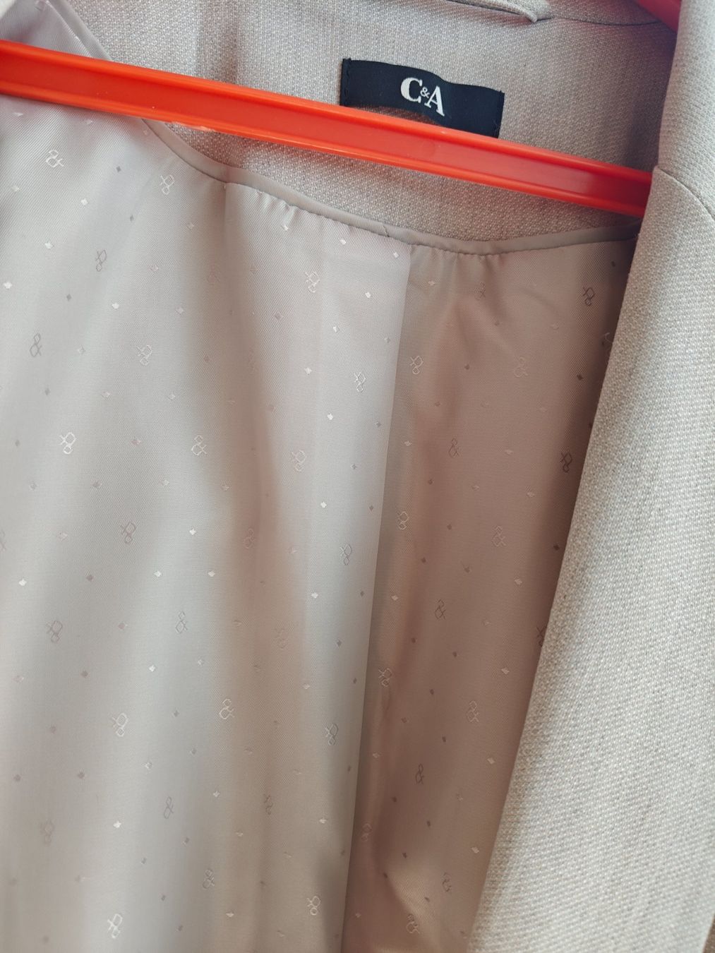 C&A Vestes: Blazer long sable C&A - Taille 40 – D'occasion à Genève par Kikou 2