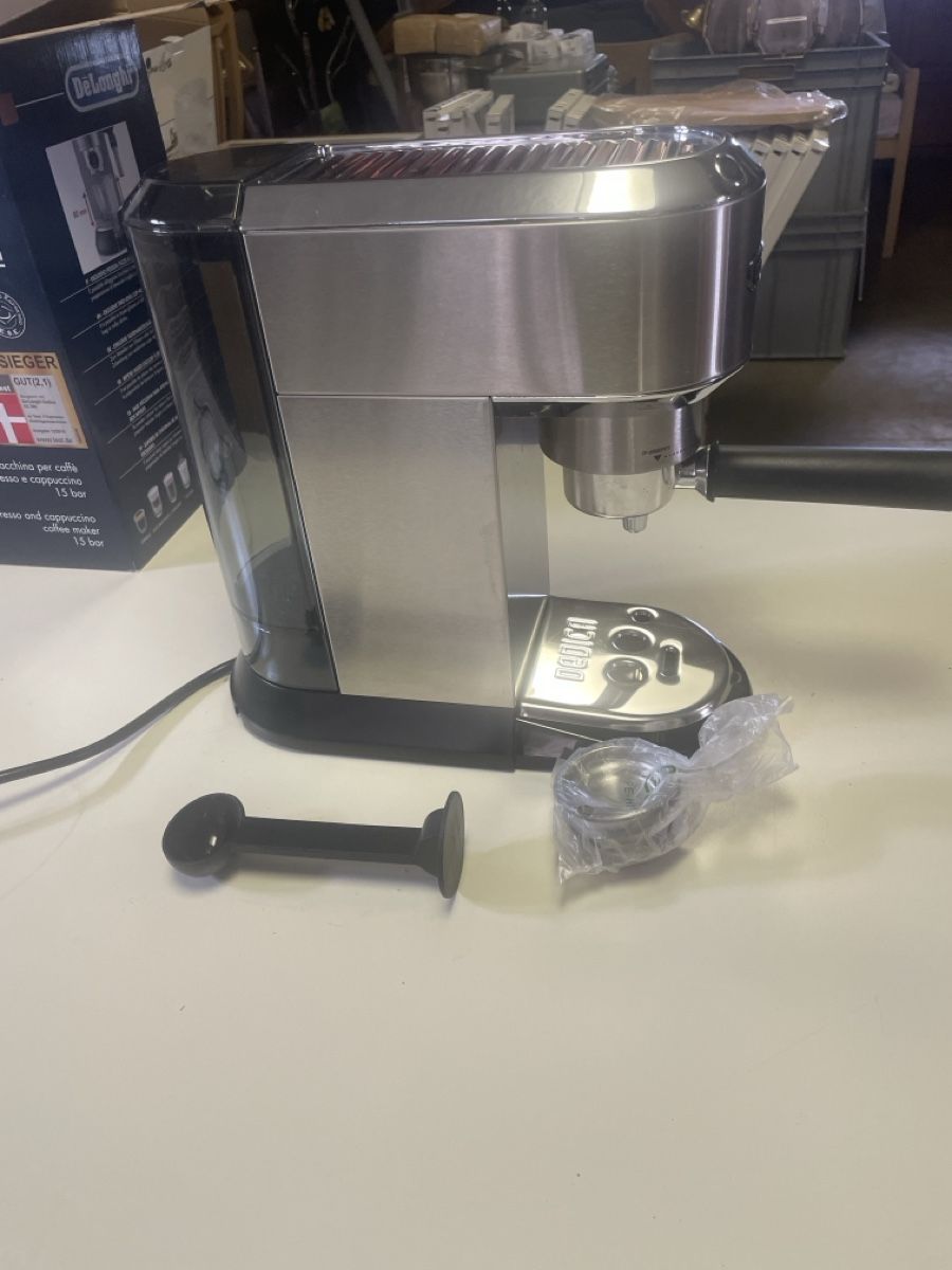 Macchine per caffè & Macchine per espresso: DeLonghi Espressomaschine Dedica neuwertig – Usato da Bleiken venduto da balou018 1
