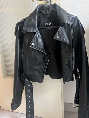 Zara Lederjacke