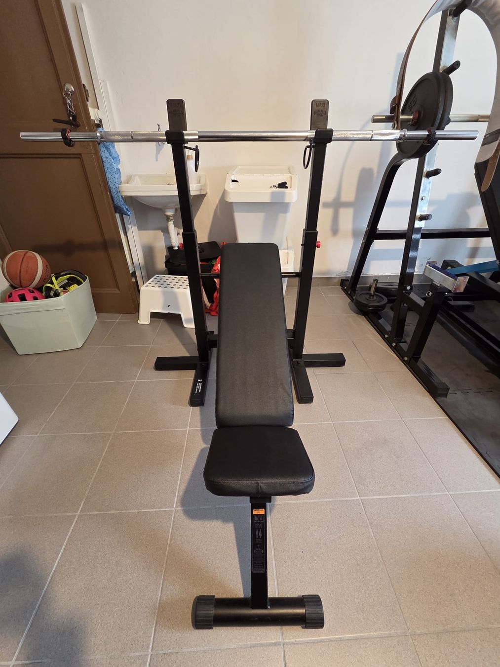 Hometrainer: Panca pesi regolabile e bilanciere – Usato da Lugano venduto da cgu_8wkn 5