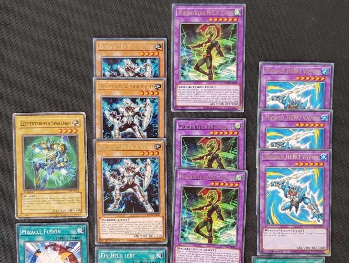 Yugioh Sammelbilder & Trading cards: Yugioh Helden Set – Gebraucht aus Opfikon von Steins_Siedlung 1