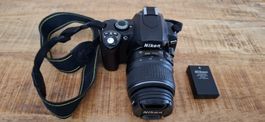 Nikon D40 Digitalkamera - Top Zustand!