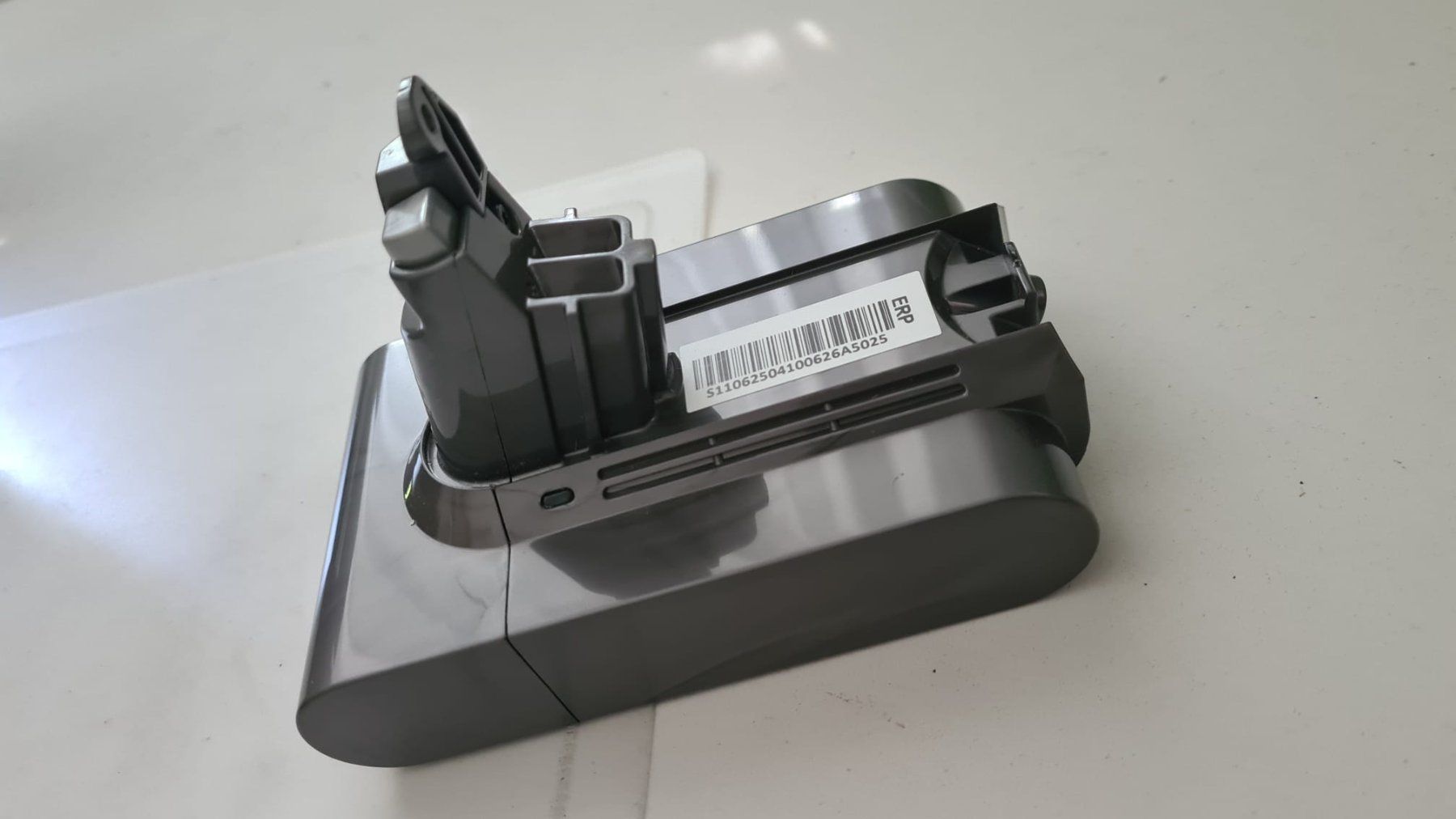 Dyson Batterie: Dyson Batterie neu, ungebraucht – Nuovo (secondo la descrizione) da Seuzach venduto da ope_mx26 1