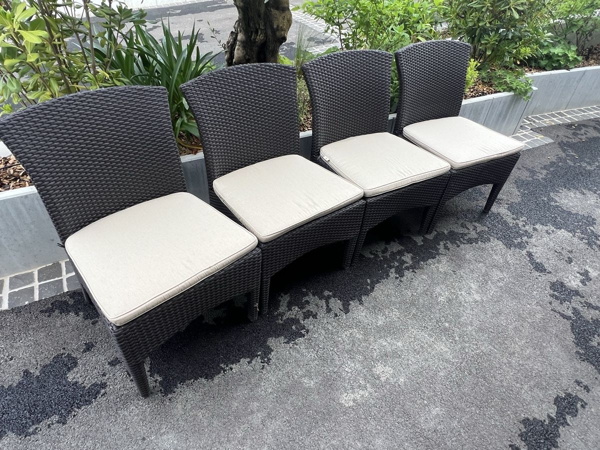 Gloster Sedie: 4 chaises de jardin Gloster – Usato da Tannay venduto da mic_5gvv