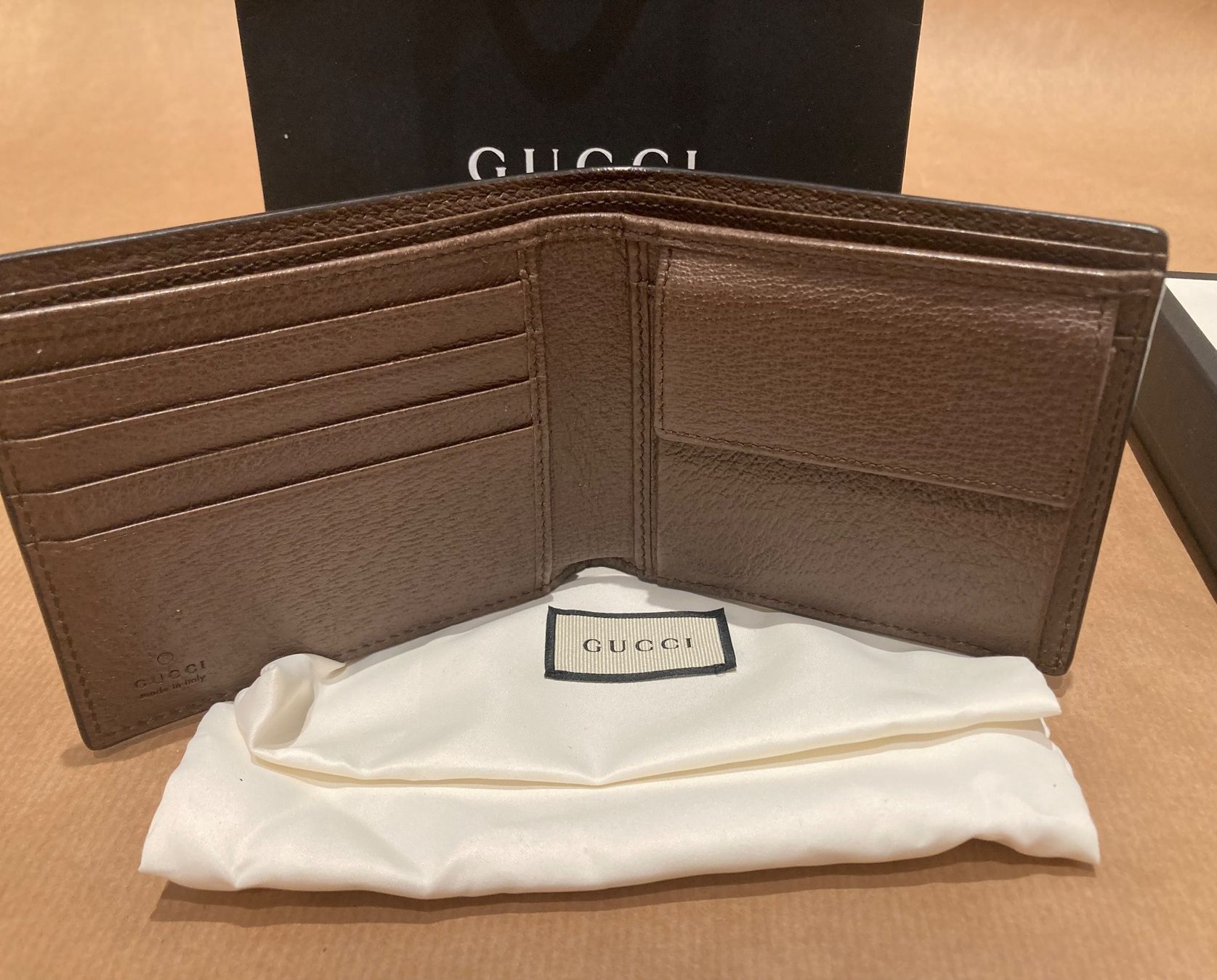Gucci Portafogli: Gucci portafoglio – Usato da Paradiso venduto da Kayakara 4