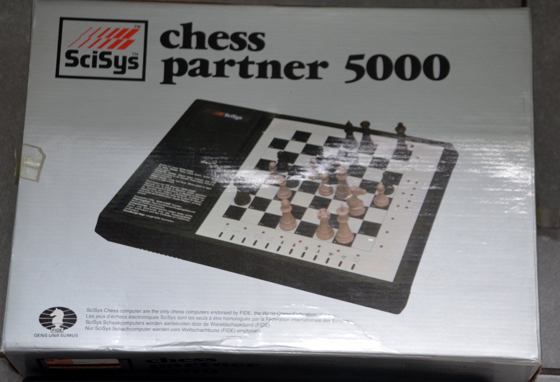 Giochi: SciSys Chess Partner 5000 elektronisches Schach / échecs – Usato da Collonges venduto da arashee 4
