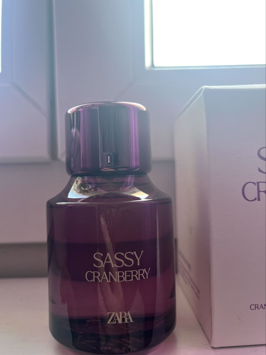 Zara Profumi & Eau de Toilette: Zara Sassy Cranberry Parfüm – Nuovo (secondo la descrizione) da Winterthur venduto da Bloom0 1