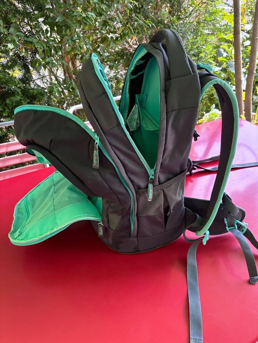 Satch Rucksäcke: Satch Pack Schulthek anthrazit/mint – Gebraucht aus Wettingen von baeg_2000 5