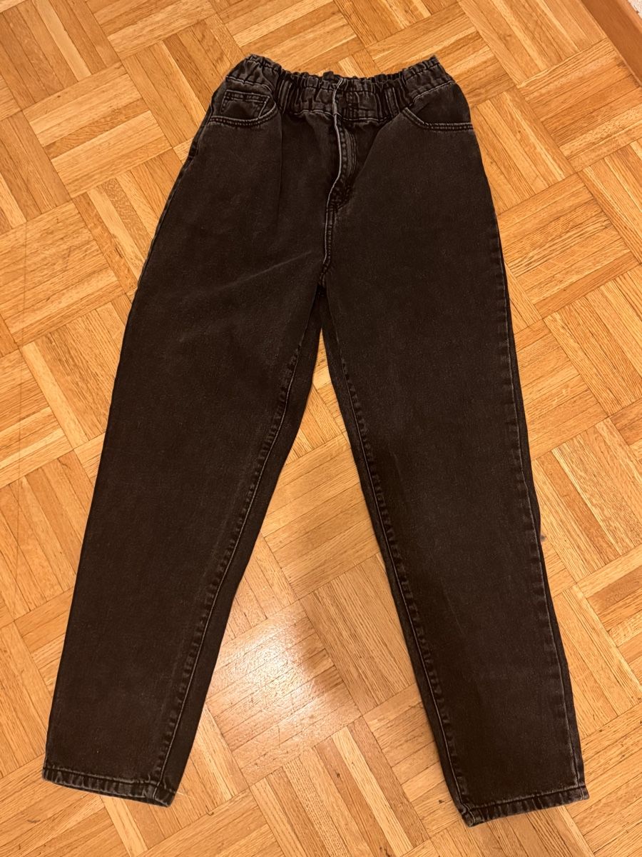 Jeans: Jean noir taille haute élastique - taille 38 – Usato da La Chaux-de-Fonds venduto da Sabinchenn 2